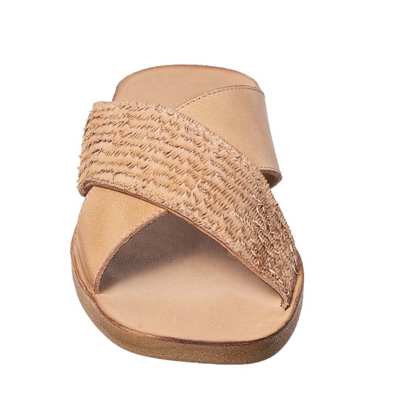 Antelope Stone Crisscross Yasmine Tan Leather Sandals Women’s Size EU 37 NIB - Picture 4 of 6